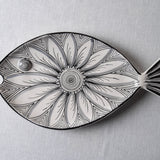 Fish Plate Long (L) Bloomin in Black
