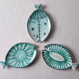 Fish Plate Long (S) - A day at the beach