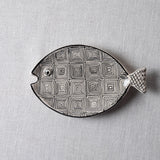 Fish Plate Long (S) Mrs. Squares