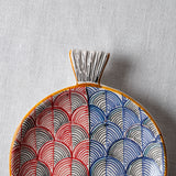 Fish Plate Round (M) Promenading