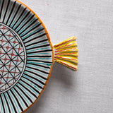 Fish Plate Round (L) Joyful Spring