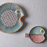 Fish Plate Round (L) Joyful Spring