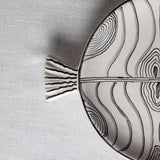 Fish Plate Round (L) Mrs. Hiding in the Waves