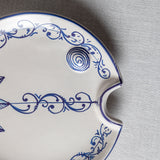 Fish Plate Round (L) Blue Ivy