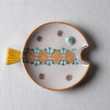 Fish Plate Round (M) Bushes Blooming