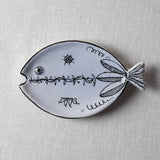 Fish Plate Long (S) Blooming in Elegant Grey